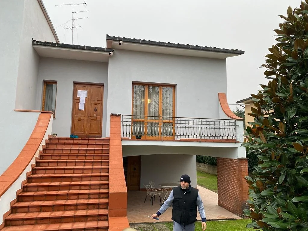 Ingresso di una villa dopo i lavori